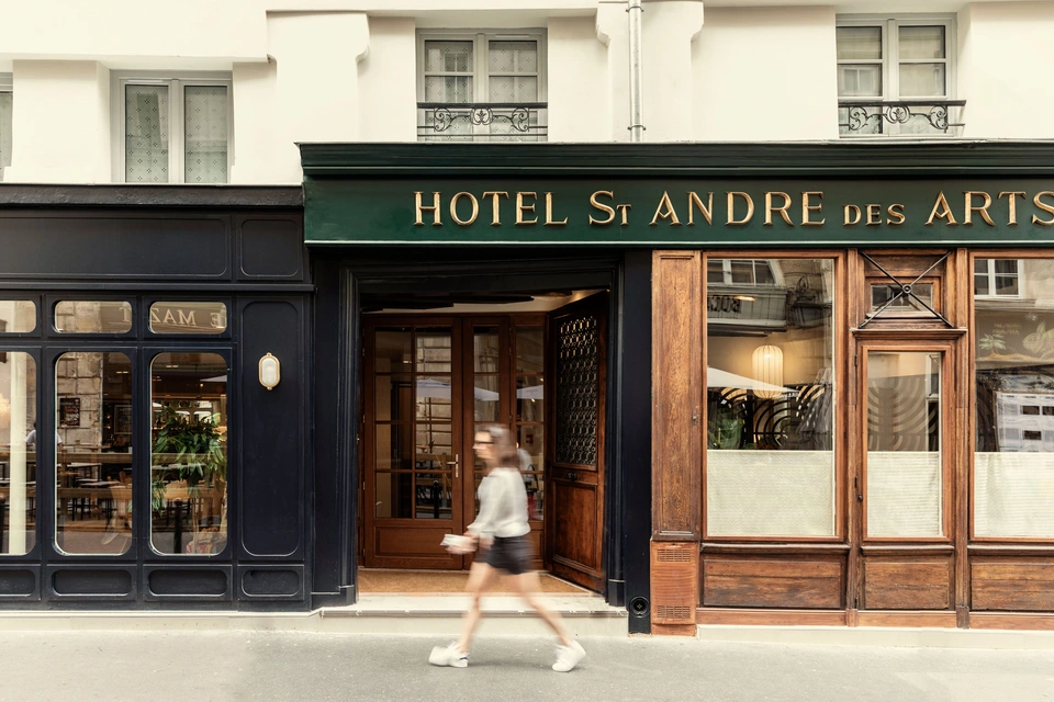 Hotel Saint André des Arts : project photograph